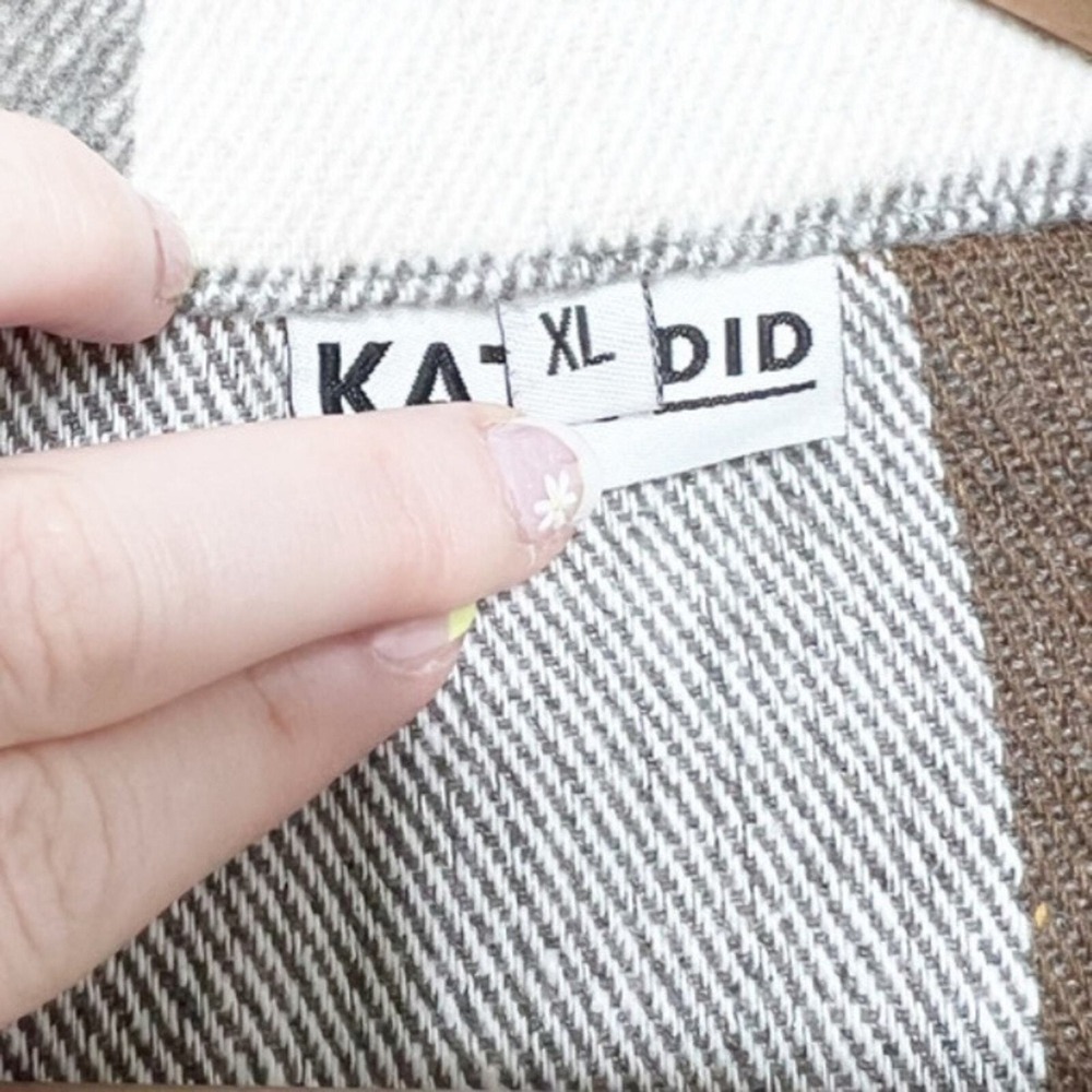 KatyDID Womens Plaid Shacket Long‎ Sleeve Button Down Oversized Shirt Jacket - Picture 14 of 16